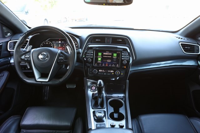 2019 Nissan Maxima SR 13