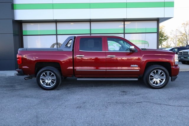 2018 Chevrolet Silverado 1500 High Country 3