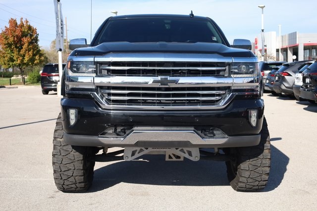 2017 Chevrolet Silverado 1500 High Country 2