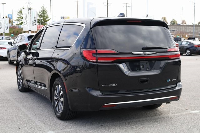 2022 Chrysler Pacifica Hybrid Limited 7