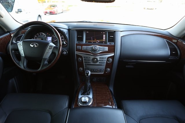 2019 INFINITI QX80 LUXE 12