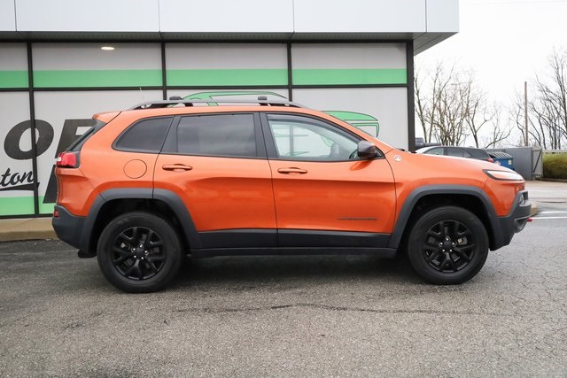 2016 Jeep Cherokee Trailhawk 3