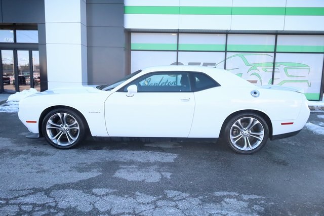 2022 Dodge Challenger R/T 4