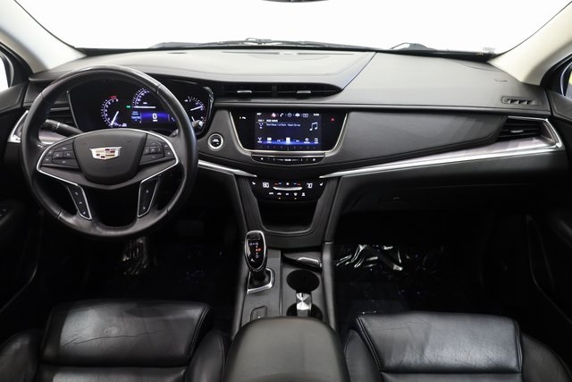 2017 Cadillac XT5 Luxury 8