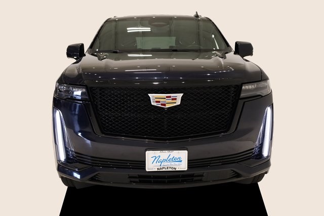 2023 Cadillac Escalade Sport 2