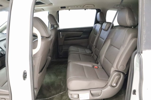 2016 Honda Odyssey EX-L 22