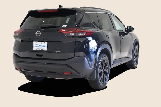 2023 Nissan Rogue SV 4