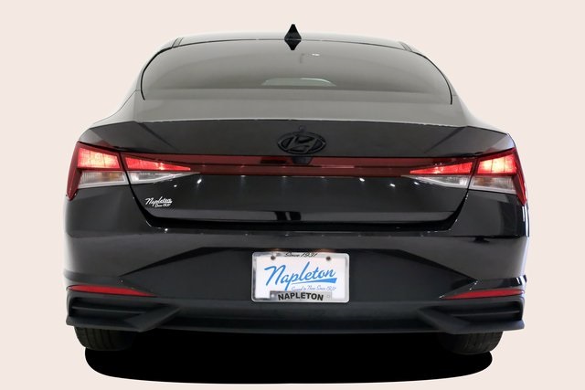 2022 Hyundai Elantra SEL 5