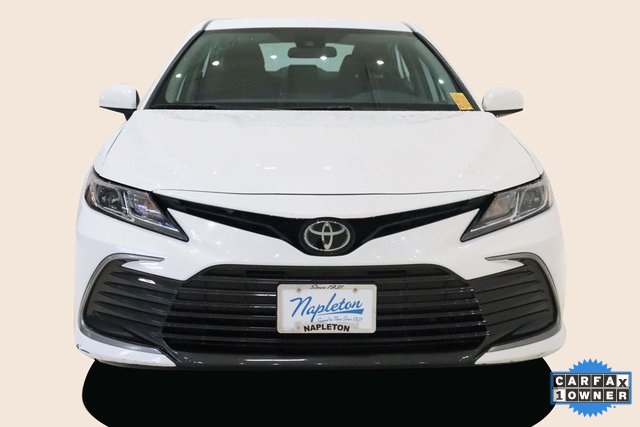 2023 Toyota Camry LE 3