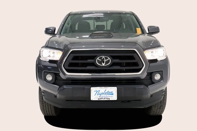 2022 Toyota Tacoma SR5 3