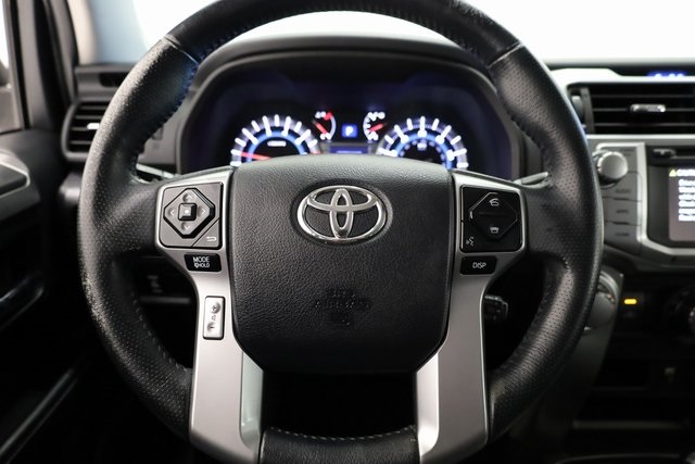 2016 Toyota 4Runner SR5 10