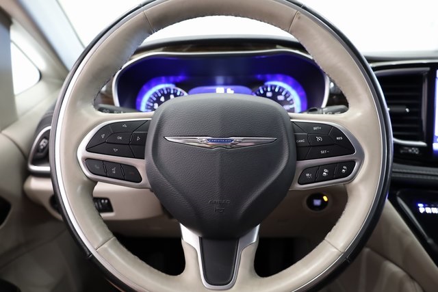 2021 Chrysler Pacifica Limited 10