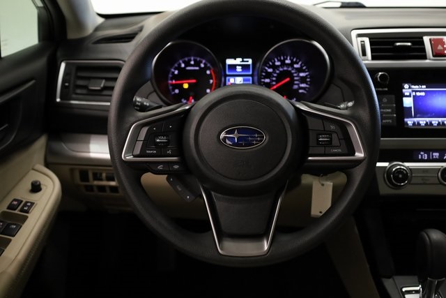 2018 Subaru Outback 2.5i 9