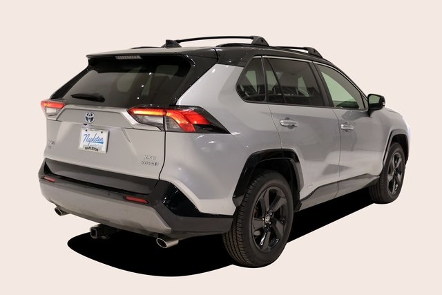 2020 Toyota RAV4 Hybrid XSE 5