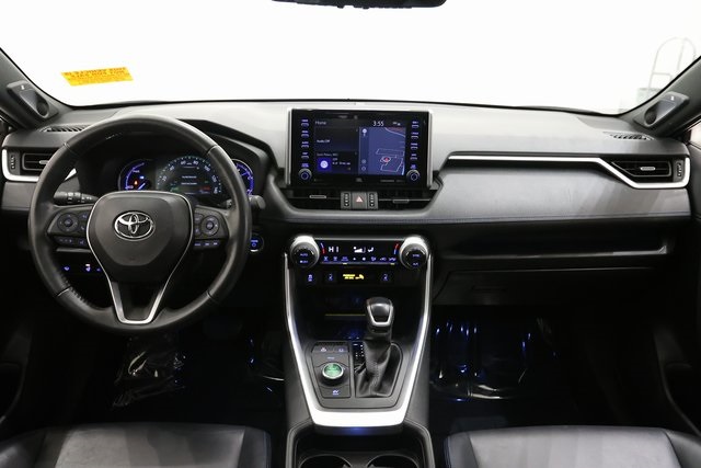 2020 Toyota RAV4 Hybrid XSE 12