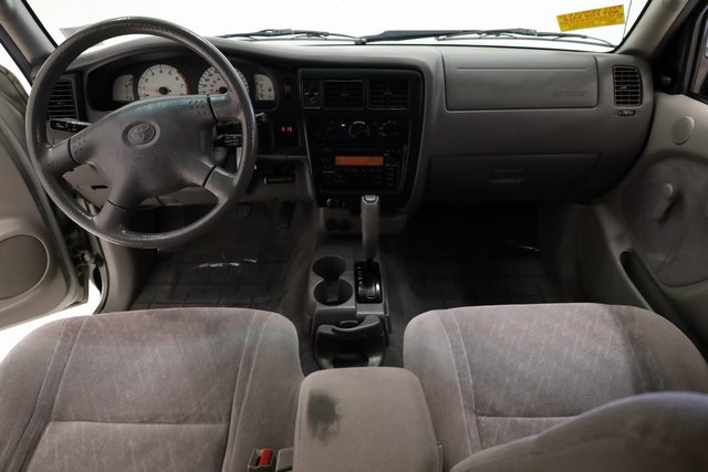 2003 Toyota Tacoma Base 7