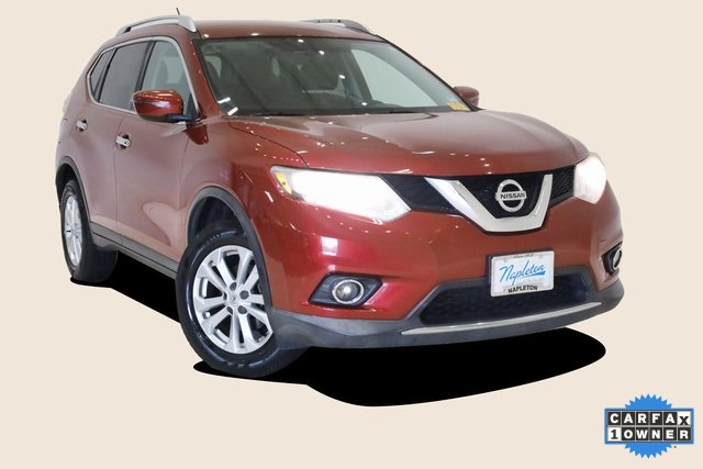 2016 Nissan Rogue SV 1