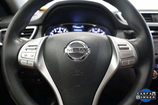 2016 Nissan Rogue SV 11