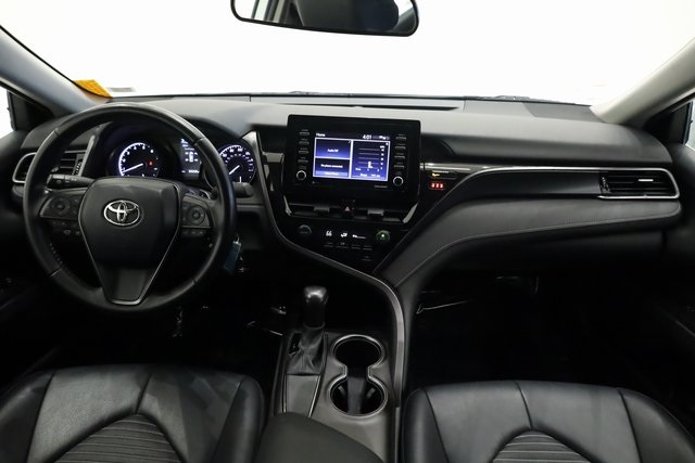 2021 Toyota Camry SE 8