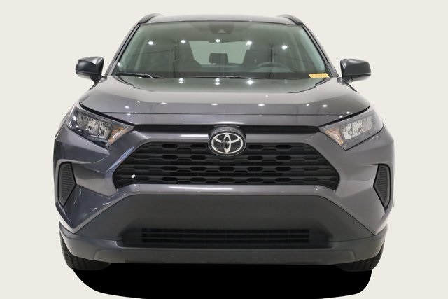 2021 Toyota RAV4 LE 3