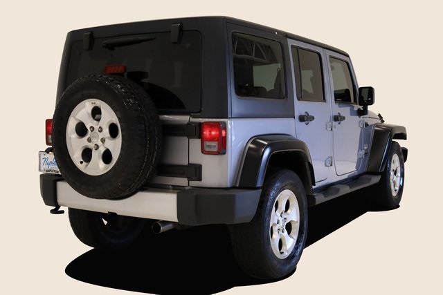 2013 Jeep Wrangler Unlimited Sahara 4