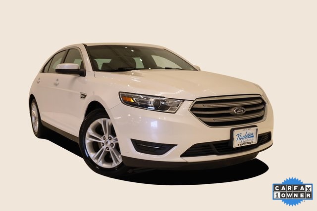 2016 Ford Taurus SEL 1