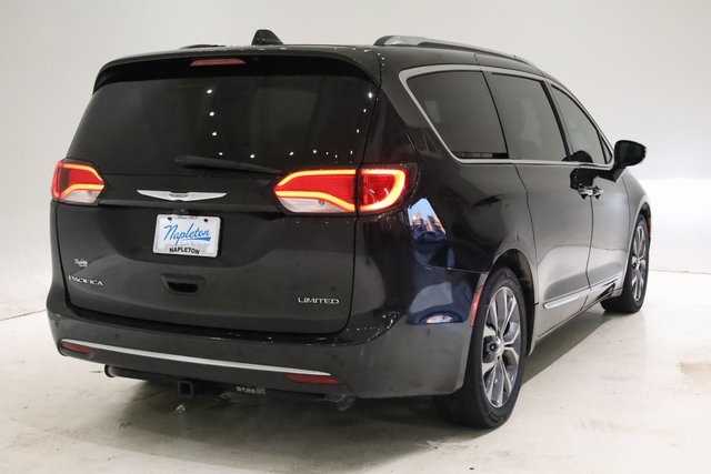 2018 Chrysler Pacifica Limited 4