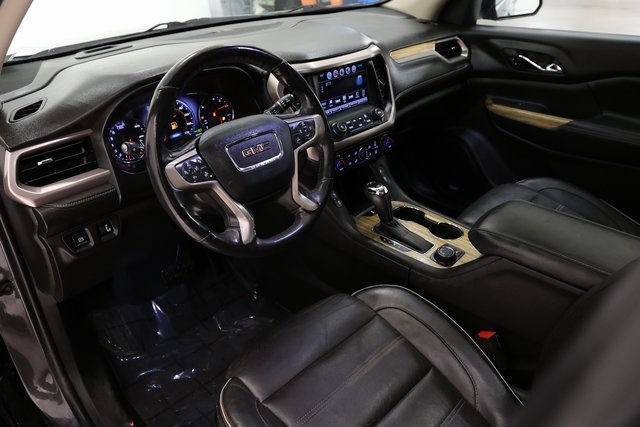 2018 GMC Acadia Denali 8