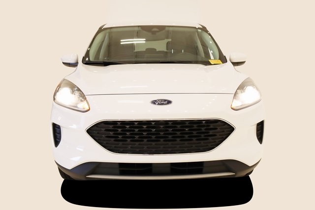 2021 Ford Escape SE Hybrid 2