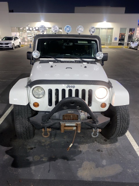 2013 Jeep Wrangler Unlimited Sahara 3