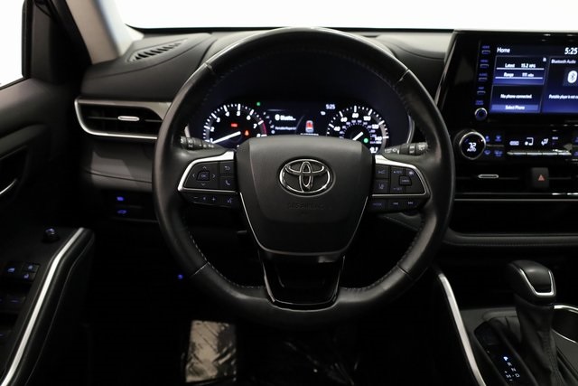 2020 Toyota Highlander XLE 9