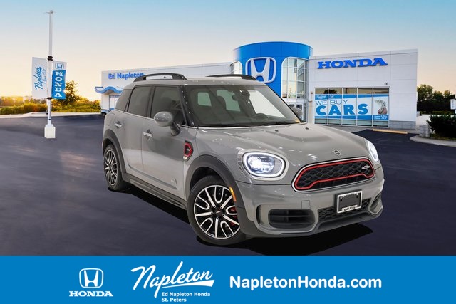 2019 MINI John Cooper Works Countryman Base 2