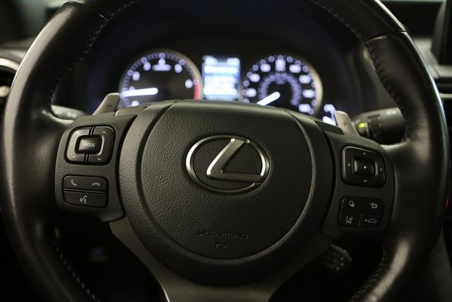 2021 Lexus IS 300 14