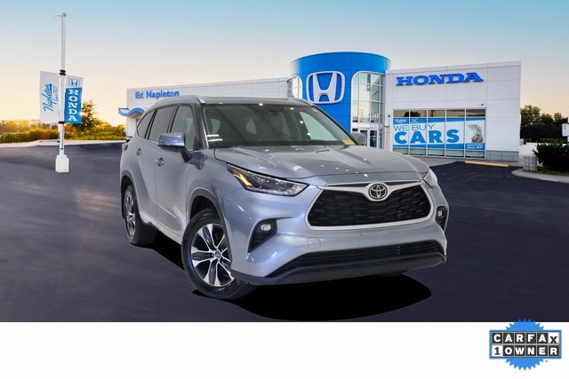 2021 Toyota Highlander XLE 1