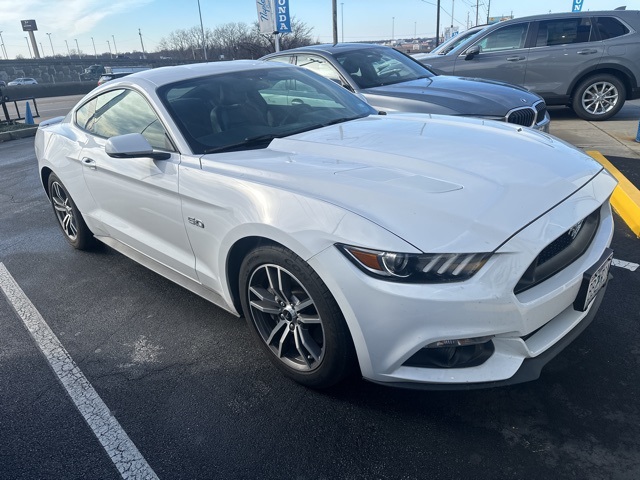 2015 Ford Mustang GT Premium 2