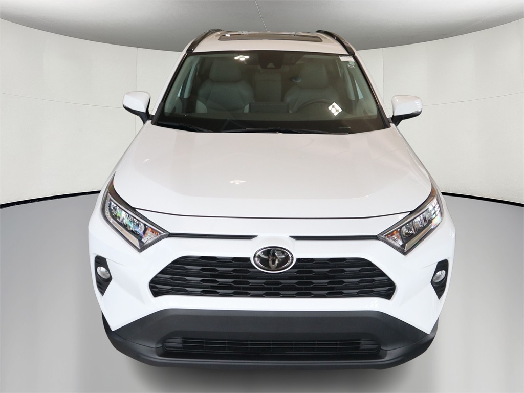 2019 Toyota RAV4 XLE 2