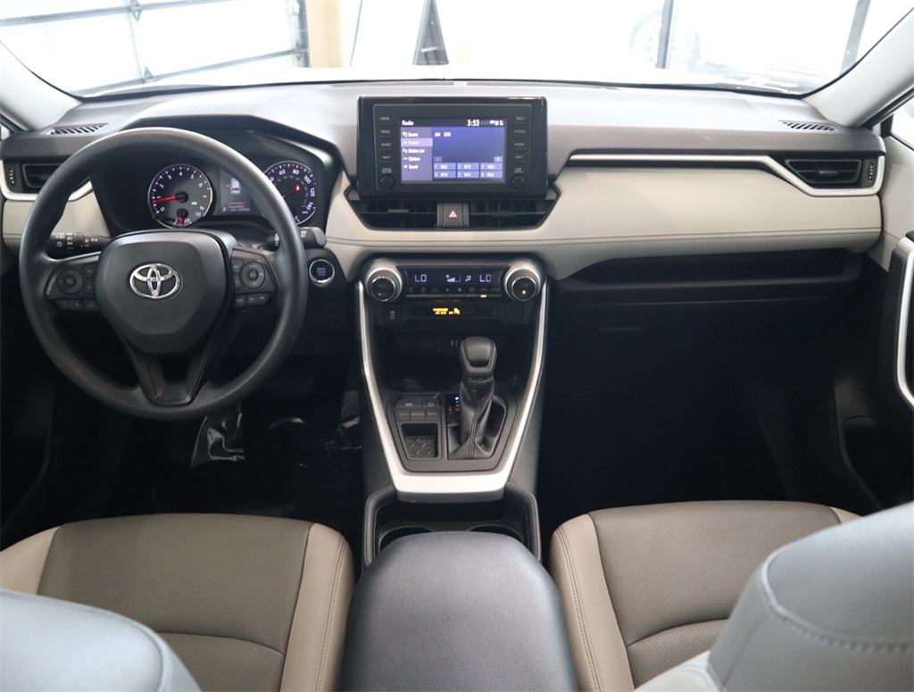 2019 Toyota RAV4 XLE 13