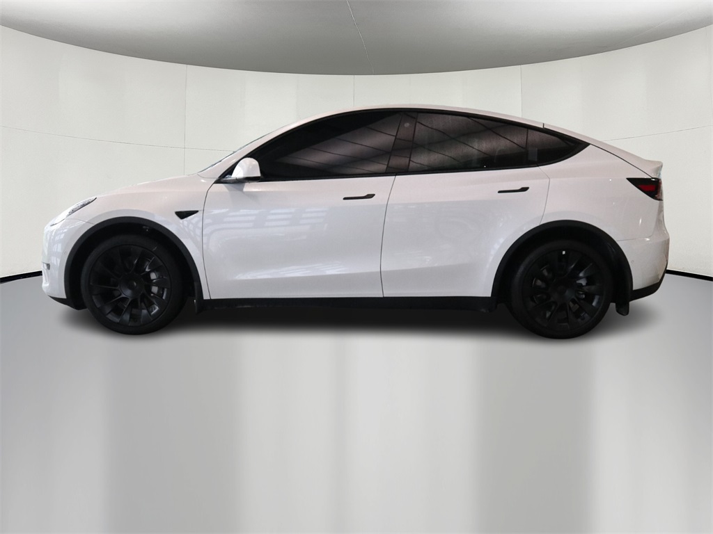 2022 Tesla Model Y Long Range 4