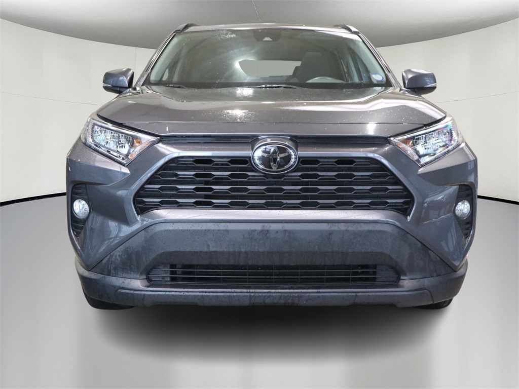 2020 Toyota RAV4 XLE 2