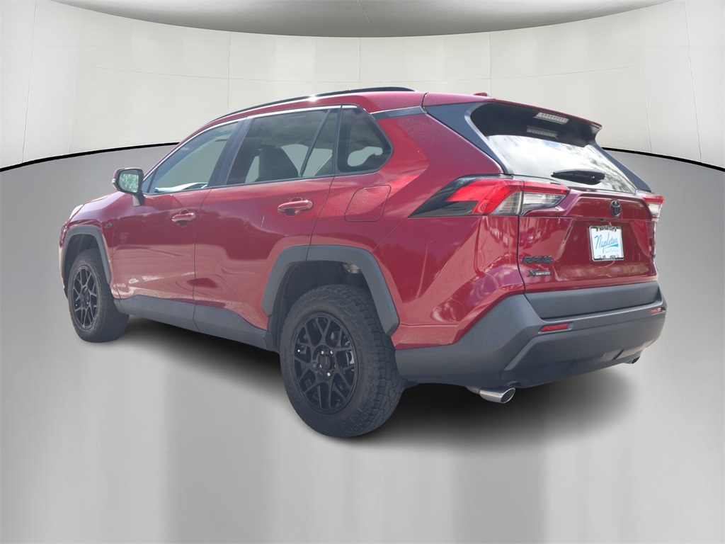 2021 Toyota RAV4 XLE 4