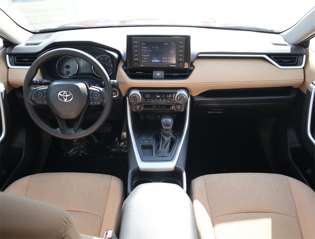 2021 Toyota RAV4 XLE 9