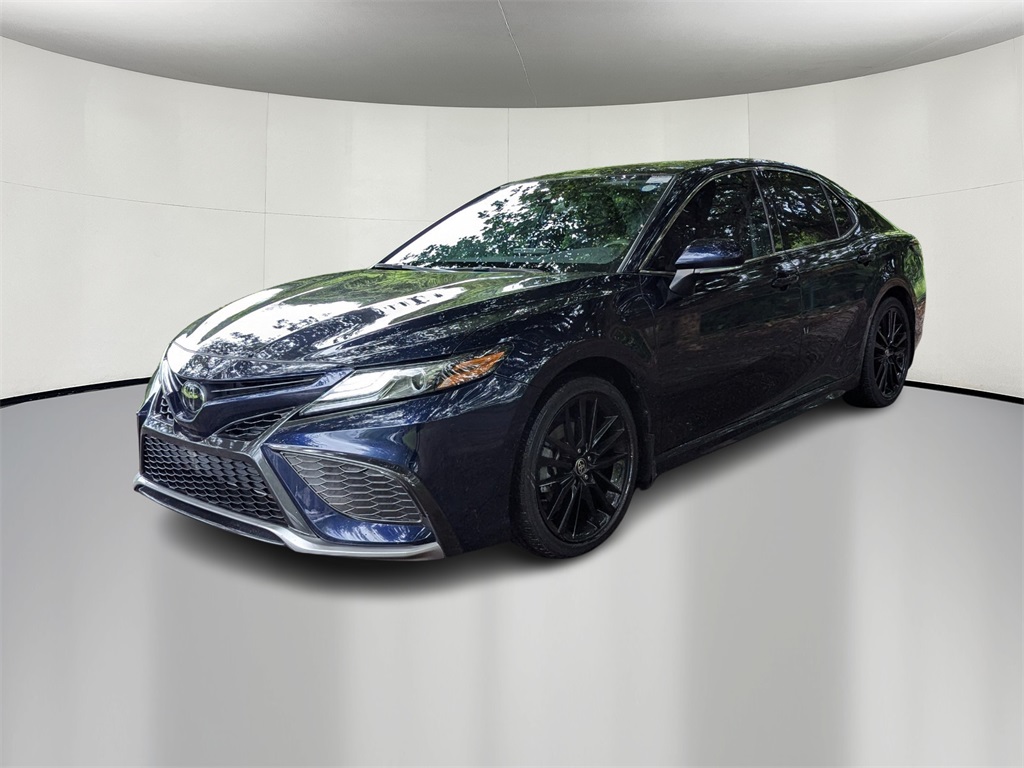 2022 Toyota Camry XSE 3