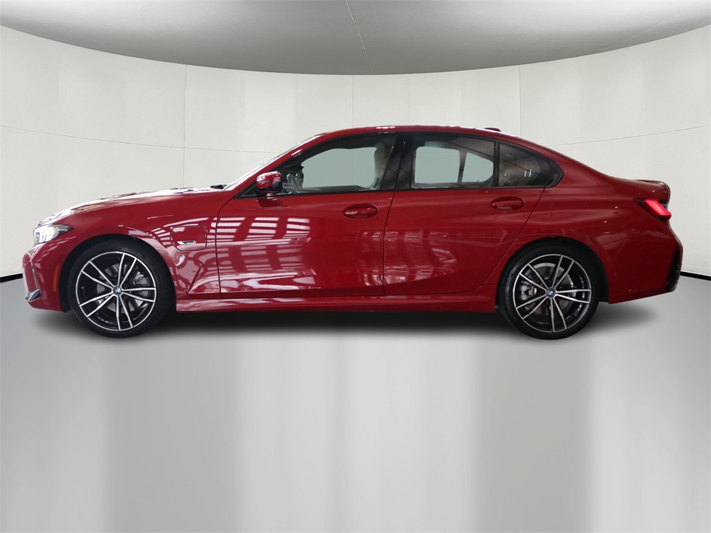 2023 BMW 3 Series 330e iPerformance 4