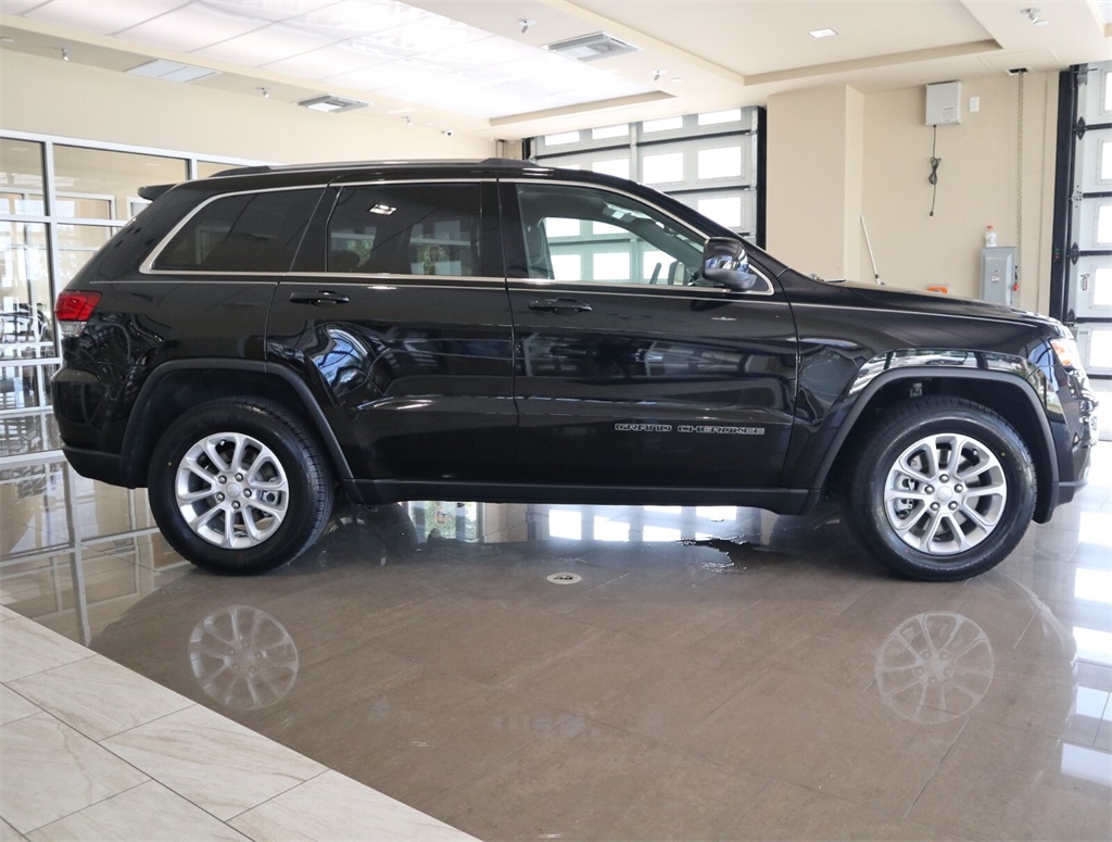 2021 Jeep Grand Cherokee Laredo E 6