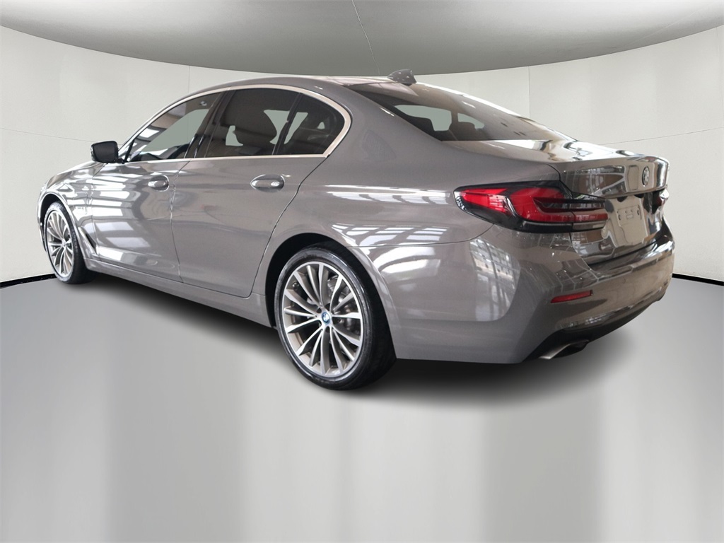 2022 BMW 5 Series 530e iPerformance 5