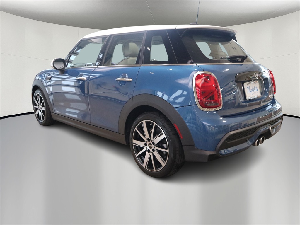 2022 MINI Cooper S Signature 5