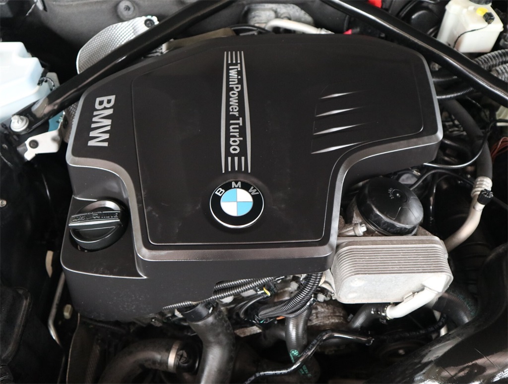 2015 BMW Z4 sDrive28i 9