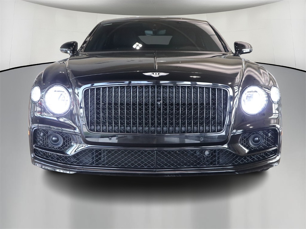 2022 Bentley Flying Spur V8 2