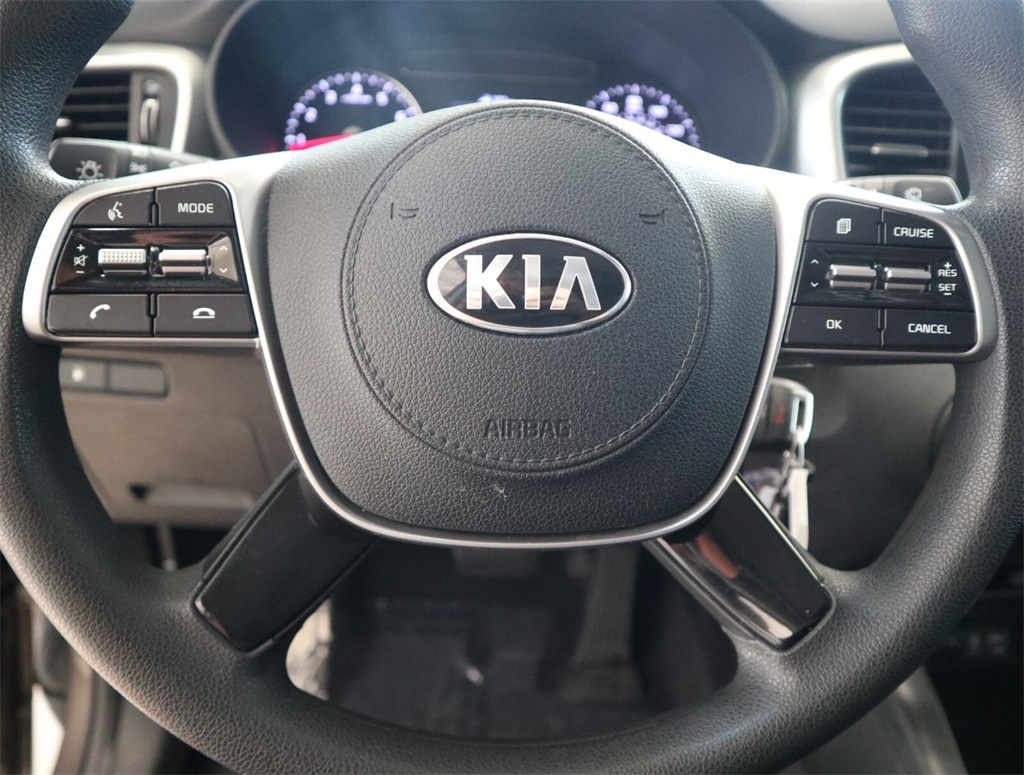 2019 Kia Sorento LX 12