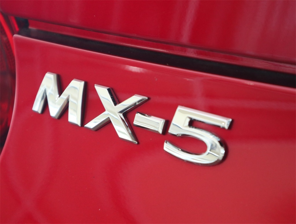 2023 Mazda MX-5 Miata Sport 25